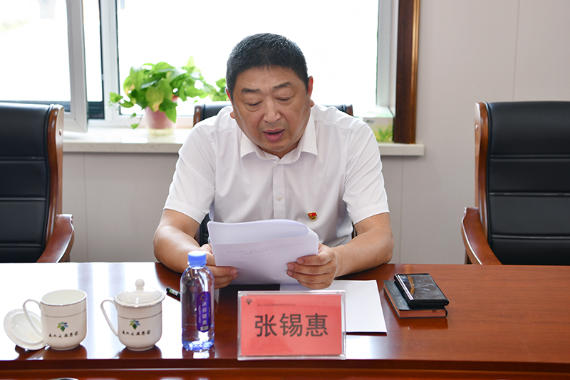 DSC_1233(1).jpg DSC_1233(1).jpg